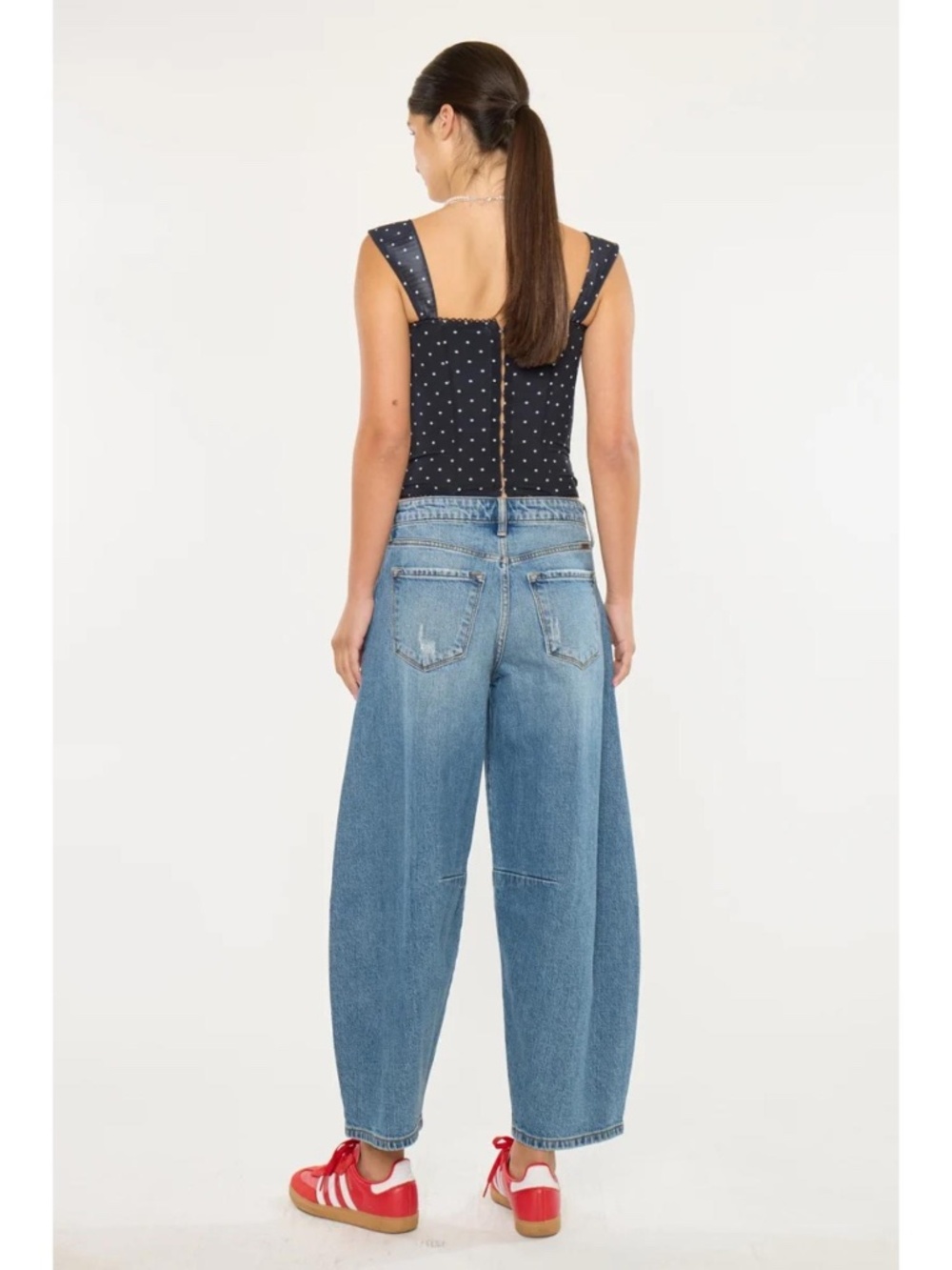 KanCan Addison Horseshoe Barrel Jeans - Picture 4 of 10